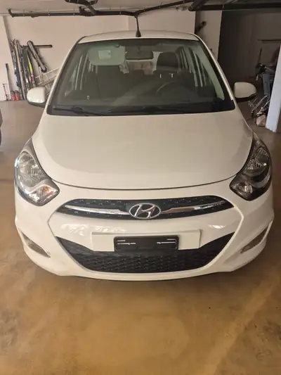 Hyundai i10 1.2 Style — Citadine fiable et économique, 88 000 km — exterior view