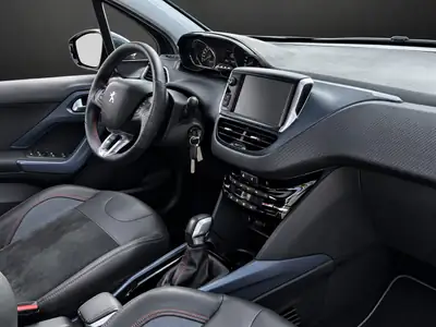 Peugeot 2008 Crossway 120 PS — SUV urbain économique, 1ère main, entretien récent — Miniatura 10
