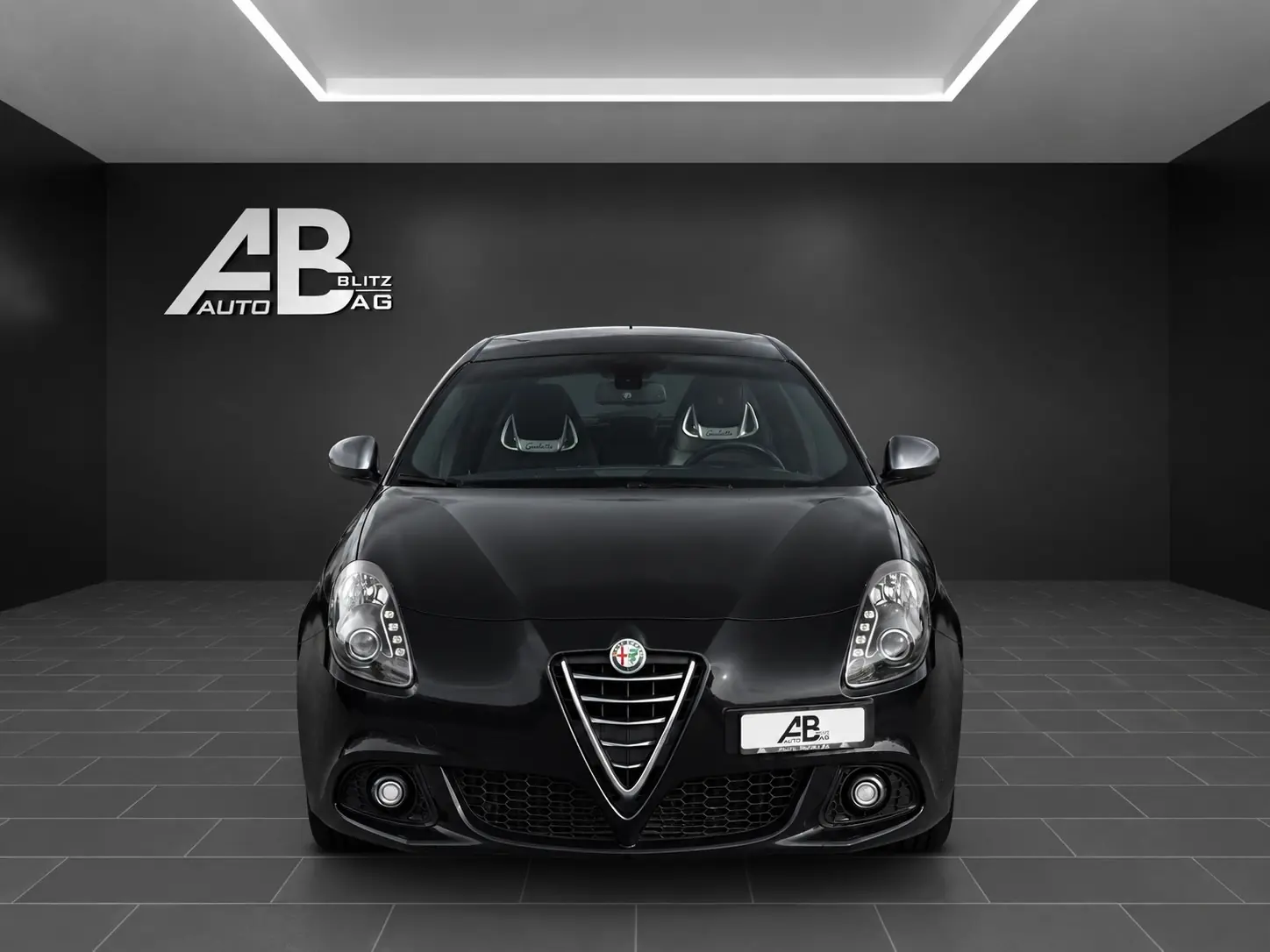 Alfa Romeo Giulietta 1750 TBi Quadrifoglio Verde — 241 ch, boîte auto, état impeccable