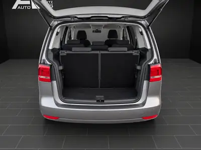 VW Touran 1.6 TDI Comfortline — Monospace 7 places fiable, récemment révisé — Miniatura 11
