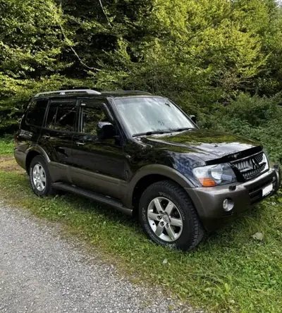 Mitsubishi Pajero 3.5 GDI V6 Intense — SUV 7 places robuste, moteur puissant, peu kilométré — exterior view
