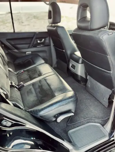 Mitsubishi Pajero 3.5 GDI V6 Intense — SUV 7 places robuste, moteur puissant, peu kilométré — dashboard