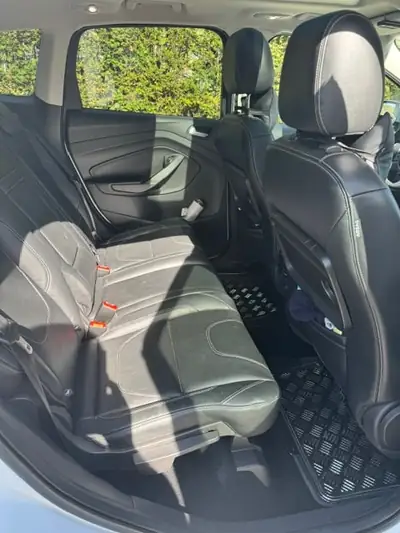 Ford Kuga 2.0 TDCi 180 Titanium S — SUV diesel robuste, 82'000 km, sans sinistre — Miniatura 10