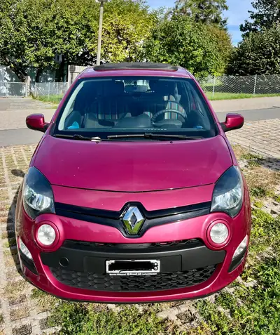 Renault Twingo 1.2 16V Dynamique — Citadine compacte et économique, 87'000 km — côté