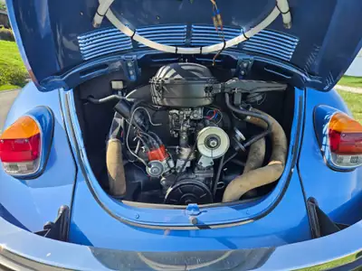 VW Käfer 1302 S 1972 — Légende automobile avec statut de véhicule historique — vista posteriore