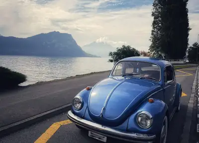 VW Käfer 1302 S 1972 — Légende automobile avec statut de véhicule historique — dettaglio