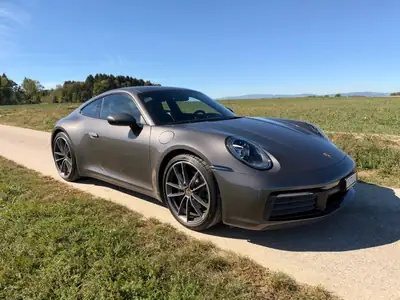 Porsche 911 Carrera 3.0 PDK — Coupé sportif authentique, 35'000 km, garantie constructeur — arrière