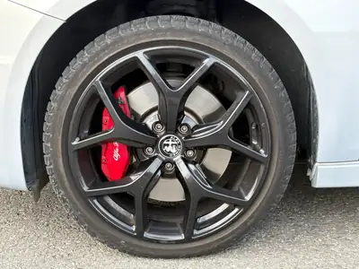 Alfa Romeo Giulietta 1.4 TB Sprint — Berline dynamique, 36 000 km seulement — arrière
