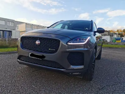 Jaguar E-PACE 2.0 T 250 Chequered Flag AWD — SUV dynamique, 66 750 km, traction intégrale — arrière
