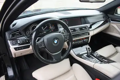 BMW ActiveHybrid 5 SAG — Berline hybride performante, 153 000 km, traction arrière — Detail