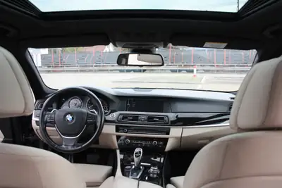 BMW ActiveHybrid 5 SAG — Berline hybride performante, 153 000 km, traction arrière — Miniatur 8