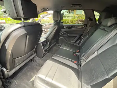 Porsche Cayenne 3.0 V6 — SUV premium 340 ch, kilométrage modéré — détail