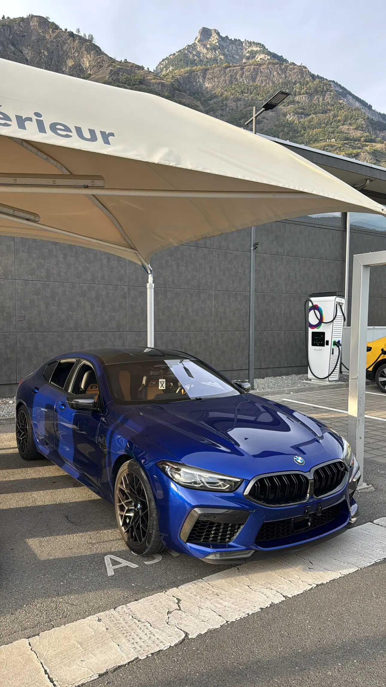 BMW M8 Competition xDrive — Berline sportive 625 ch, faible kilométrage
