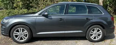 Audi Q7 50 TDI Quattro S-line — SUV 7 places premium, motorisation diesel performante — Seitenansicht