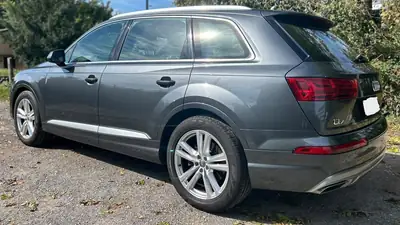 Audi Q7 50 TDI Quattro S-line — SUV 7 places premium, motorisation diesel performante — Innenraum