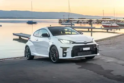Toyota GR Yaris 1.6 Turbo Sport 4x4 — Sportive compacte avec Circuit Pack, 55'270 km — rear view
