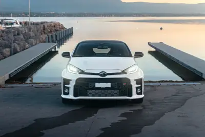 Toyota GR Yaris 1.6 Turbo Sport 4x4 — Sportive compacte avec Circuit Pack, 55'270 km — dashboard