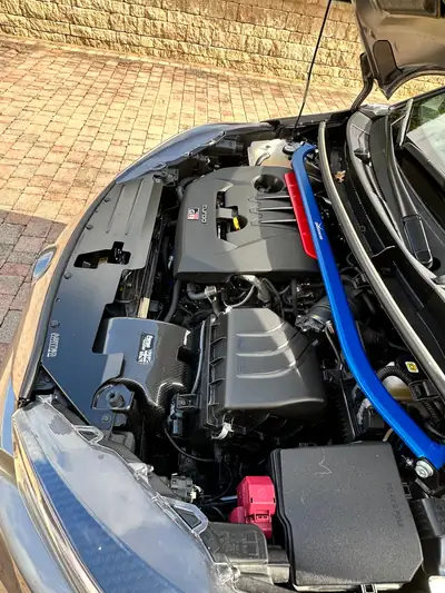 Toyota GR Yaris 1.6 Turbo Sport 4x4 — Compacte sportive haute performance, 19000 km — tableau de bord