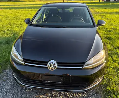 VW Golf 2.0 TDI Highline — Diesel performant, équipement premium et transmission intégrale — side view