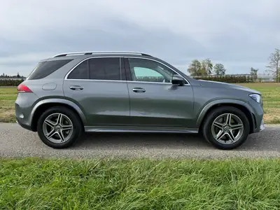 Mercedes-Benz GLE 350 de AMG Line — SUV hybride diesel rechargeable, 56 000 km — tableau de bord