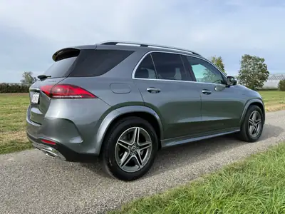 Mercedes-Benz GLE 350 de AMG Line — SUV hybride diesel rechargeable, 56 000 km — détail