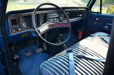 Ford F-100 Ranger XLT 4x4 Highboy 1975 — Légende americana V8 460 cui restaurée — Miniatura 12
