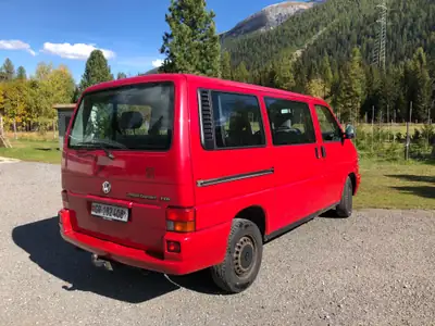 VW T4 2.5 TDI 102 ch — Minibus robuste, sans sinistre, 370'000 km — side view