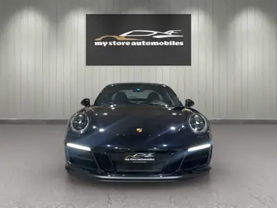 Porsche 911 Targa 4 GTS — Cabriolet sport légendaire, 450 ch et toit rétractable — arrière