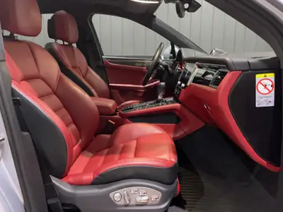 Porsche Macan Turbo PDK 2014 — SUV sportif haute performance, entretien Porsche complet — Miniature 18