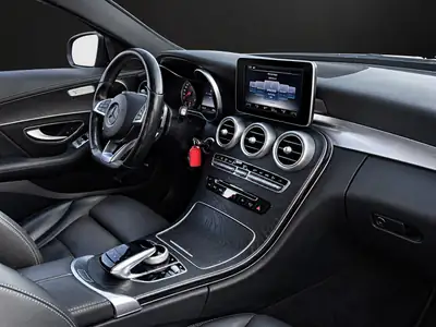 Mercedes-Benz C 250 d Swiss Star — Break diesel 4Matic, entretien complet, sans sinistre — Miniature 10