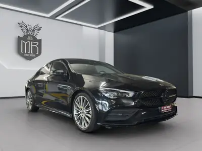Mercedes-Benz CLA 250 AMG Line — Berline sportive, 224 ch et Pack Black — Miniature 8