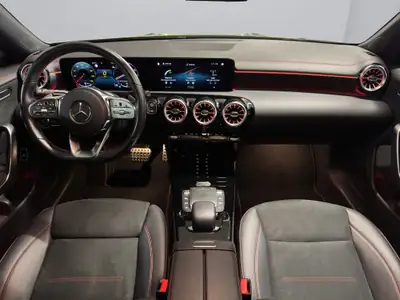 Mercedes-Benz CLA 250 AMG Line — Berline sportive, 224 ch et Pack Black — Miniature 13