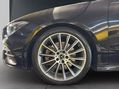 Mercedes-Benz CLA 250 AMG Line — Berline sportive, 224 ch et Pack Black — Miniature 19