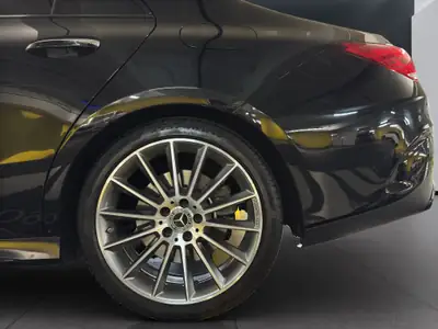 Mercedes-Benz CLA 250 AMG Line — Berline sportive, 224 ch et Pack Black — Miniature 22