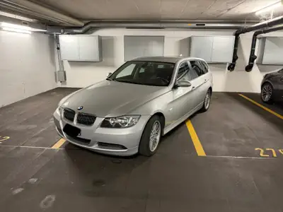 BMW 325 xi Touring — Break polyvalent, traction intégrale, 218 ch — Außenansicht