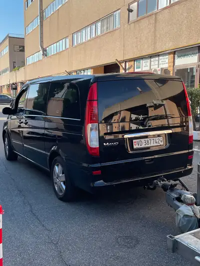 Mercedes-Benz Viano 3.0 V6 CDI — Monospace premium 7 places, moteur puissant et fiable — Heckansicht