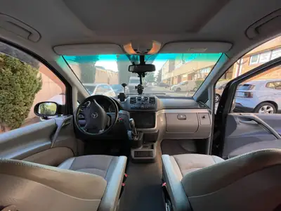 Mercedes-Benz Viano 3.0 V6 CDI — Monospace premium 7 places, moteur puissant et fiable — Armaturenbrett