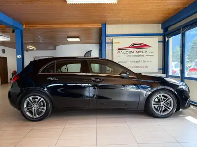 Mercedes-Benz A 220 Progressive — Berline compacte 4Matic, 190 ch dynamiques — Miniatura 12