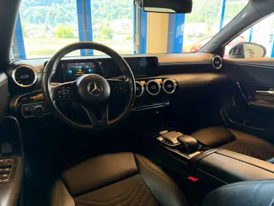Mercedes-Benz A 220 Progressive — Berline compacte 4Matic, 190 ch dynamiques — Miniatura 21