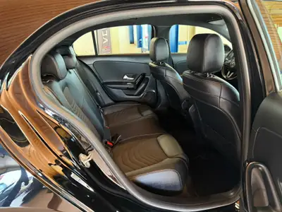 Mercedes-Benz A 220 Progressive — Berline compacte 4Matic, 190 ch dynamiques — Miniatura 23