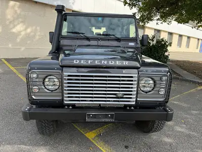Land Rover Defender 2.2 TD4 SW SE — Le 4×4 mythique, robustesse et polyvalence garanties — Miniatura 8