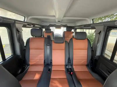 Land Rover Defender 2.2 TD4 SW SE — Le 4×4 mythique, robustesse et polyvalence garanties — Miniatura 10