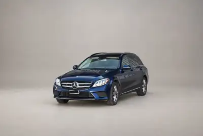 Mercedes-Benz C 220 d 4Matic 9G-Tronic — Break diesel performant, traction intégrale, entretien maîtrisé — côté