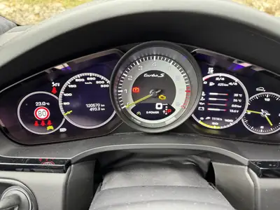 Porsche Cayenne Turbo S E-Hybrid V8 680 PS — SUV hybride haute performance, 121'000 km, garantie Porsche — dettaglio