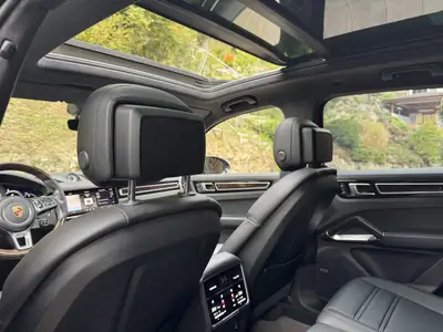 Porsche Cayenne Turbo S E-Hybrid V8 680 PS — SUV hybride haute performance, 121'000 km, garantie Porsche — Miniatura 11