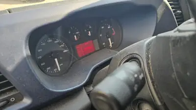 IVECO Daily 35S 16V — Utilitaire frigorifique diesel, fiable et éprouvé — intérieur