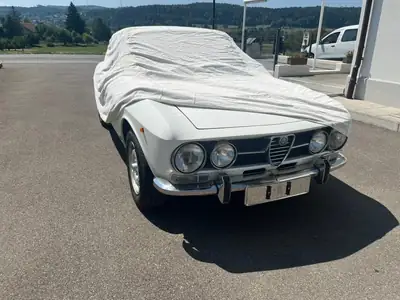 Alfa Romeo GTV 1750 — Coupé sportif classique des années 70, homologation vétéran — Miniatura 14