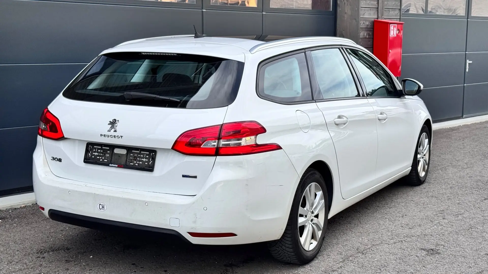 Peugeot 308 2015 occasion Bonstetten — 3