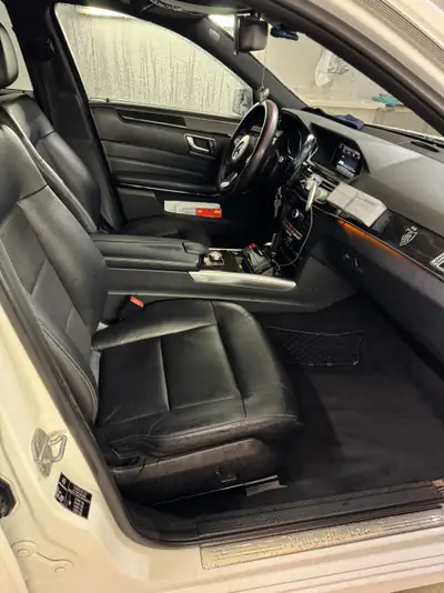 Mercedes-Benz E 220 CDI Avantgarde — Break diesel fiable, sans sinistre — tableau de bord
