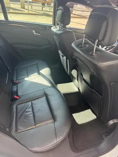 Mercedes-Benz E 220 CDI Avantgarde — Break diesel fiable, sans sinistre — Miniature 8